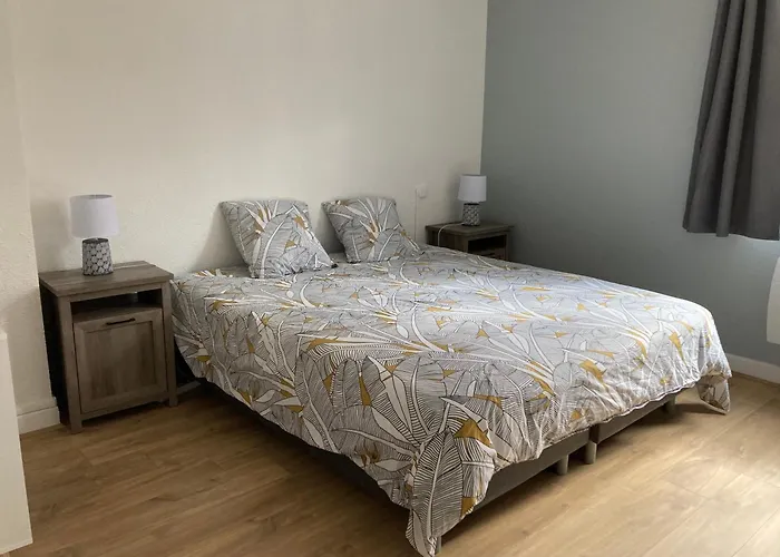 Apartment Carc'appart A *